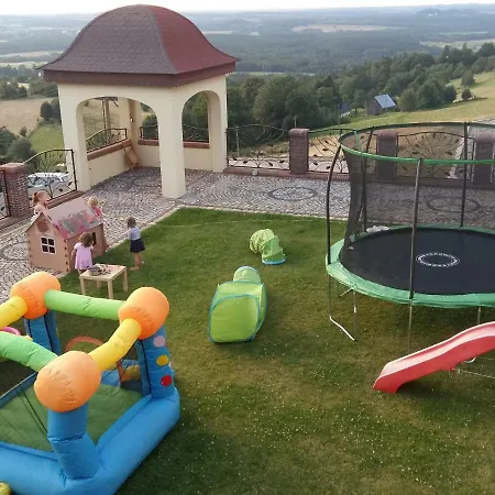 Lesny Kurort W Gierczynie 3*