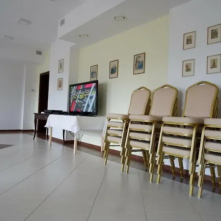 Lesny Kurort W Gierczynie 3*