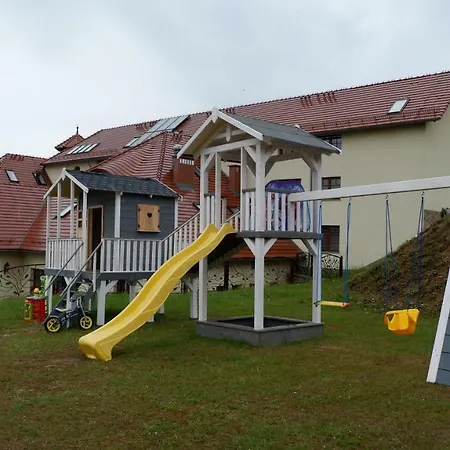 Lesny Kurort W Gierczynie 3*