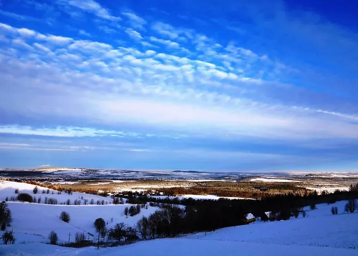 Lesny Kurort W Gierczynie 아파트호텔 3*