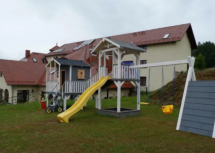 Lesny Kurort W Gierczynie 3*